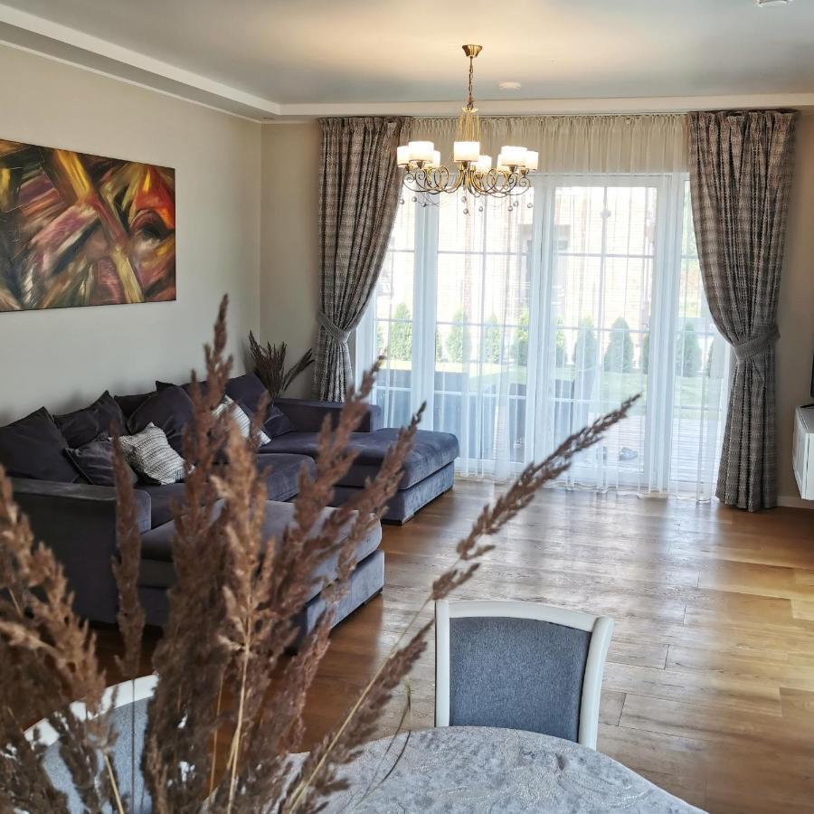 Melnrage Beach Cozy Apartments & Terrace - Pine View Sea Entry Klaipėda Buitenkant foto