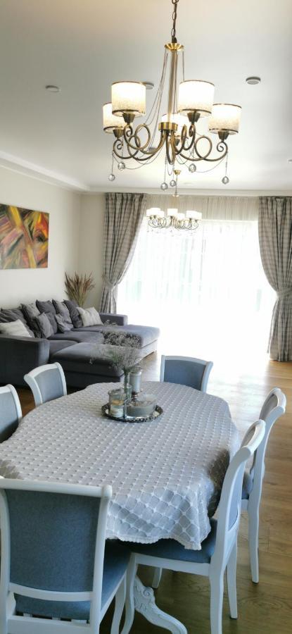 Melnrage Beach Cozy Apartments & Terrace - Pine View Sea Entry Klaipėda Buitenkant foto